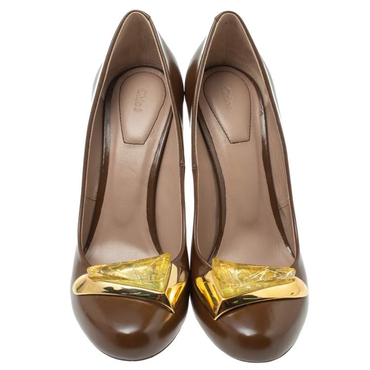 Pre Owned Chloe Brown Leather Crystal Embellished Round Toe Pumps Size 39