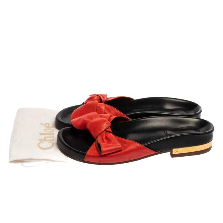 مملوكة مسبقًا Chloe Red Leather Emily Knotted Bow Detail Slide Flats Size 39