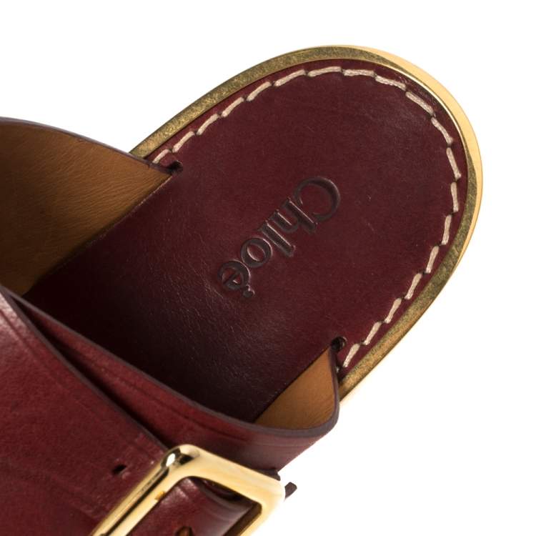 Pre Owned Chloe Burgundy Leather Buckle Detail Flat Sandals Size 37.5