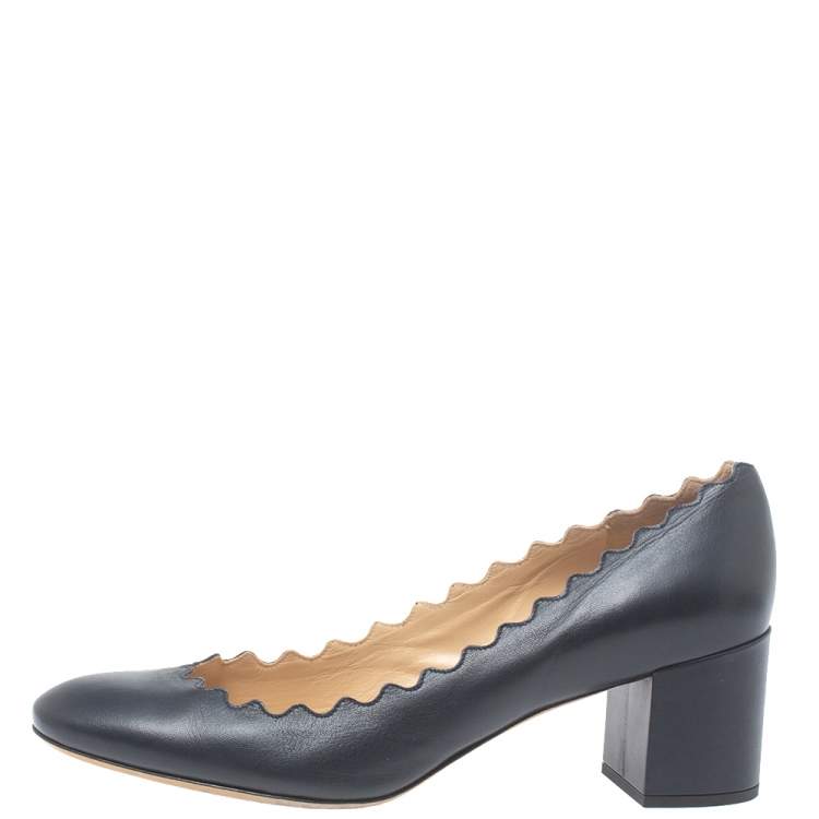 Pre Owned Chloe Navy Blue Leather Lauren Scalloped Pumps Size 39.5