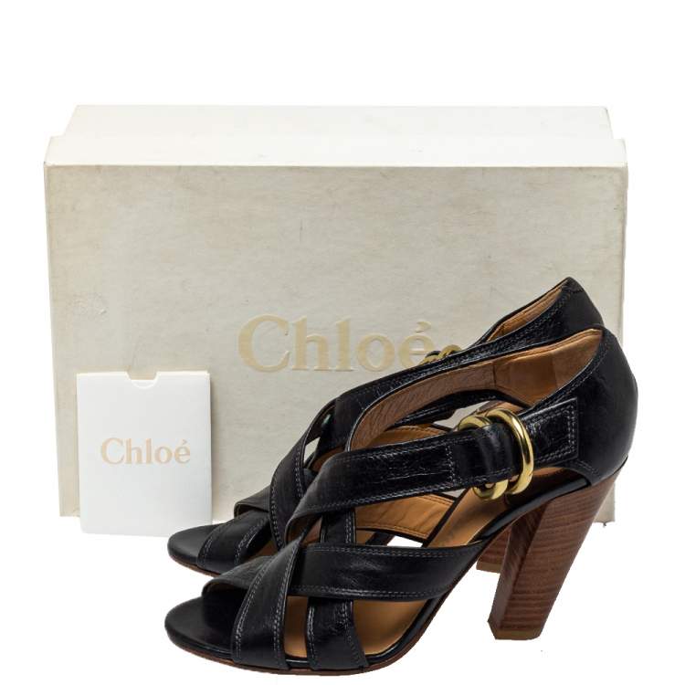 مملوكة مسبقًا Chloe Black Leather Cross Over Ankle Strap Sandals Size 38