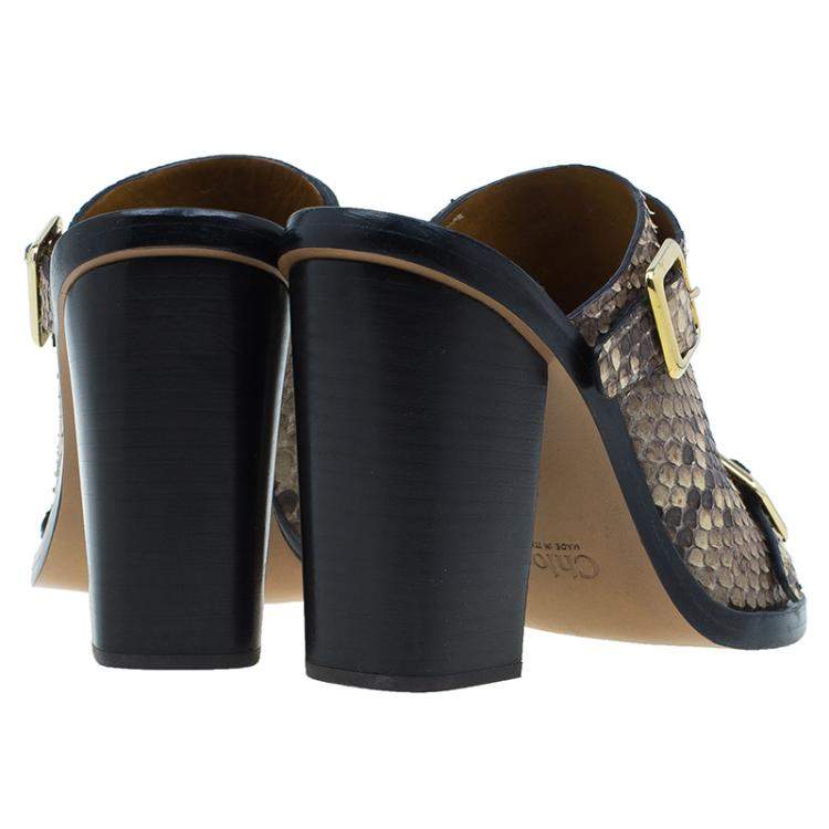 مملوكة مسبقًا Chloe Brown Python Buckle Mules Size 39