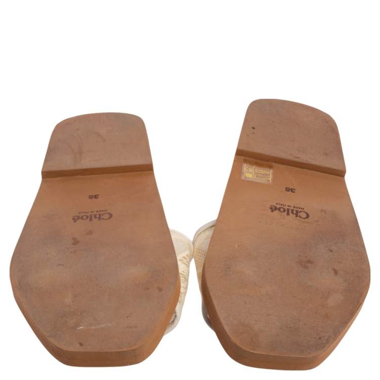 مملوكة مسبقًا Chloe White Lace Slide Flats Size 38