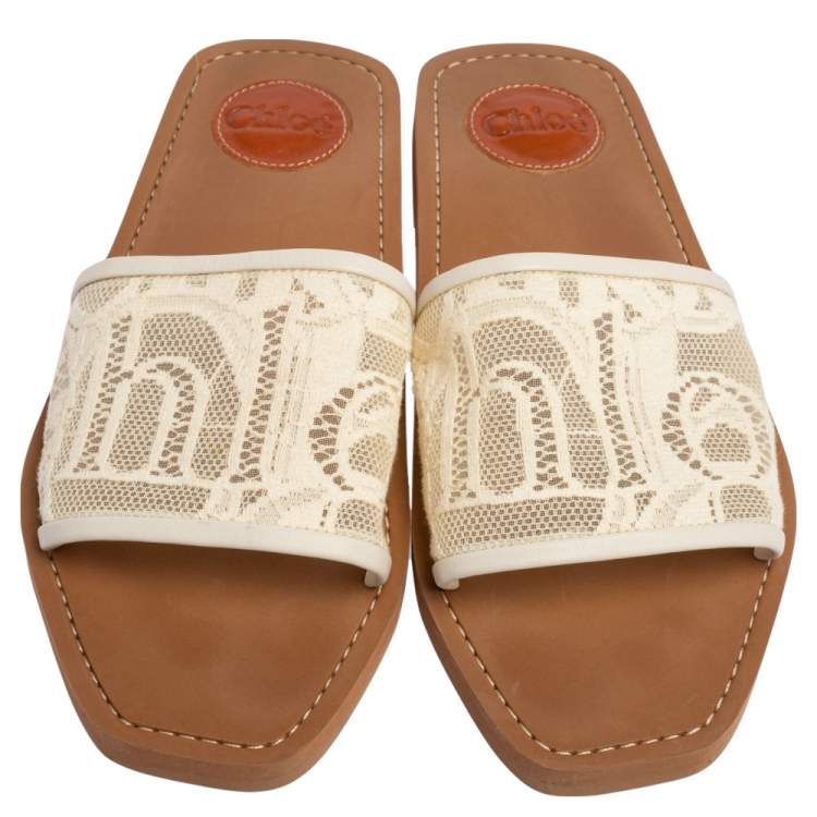 مملوكة مسبقًا Chloe White Lace Slide Flats Size 38