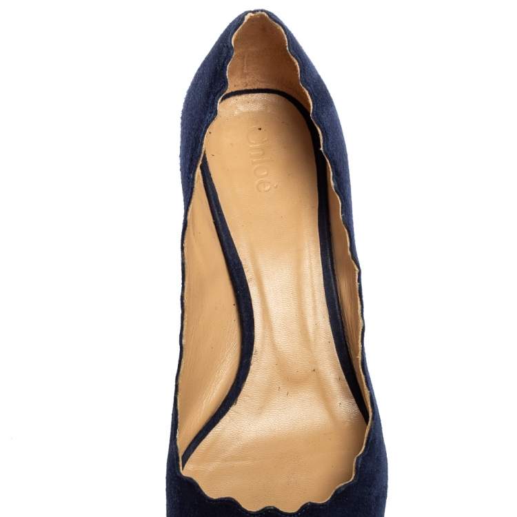 مملوكة مسبقًا Chloe Blue Suede Lauren Scallop Trim Block Heel Pumps Size 37