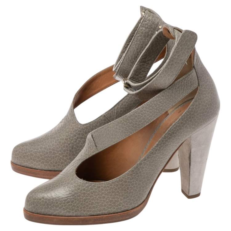 Pre Owned Chloé Grey Leather Ankle Strap Pumps Size 36