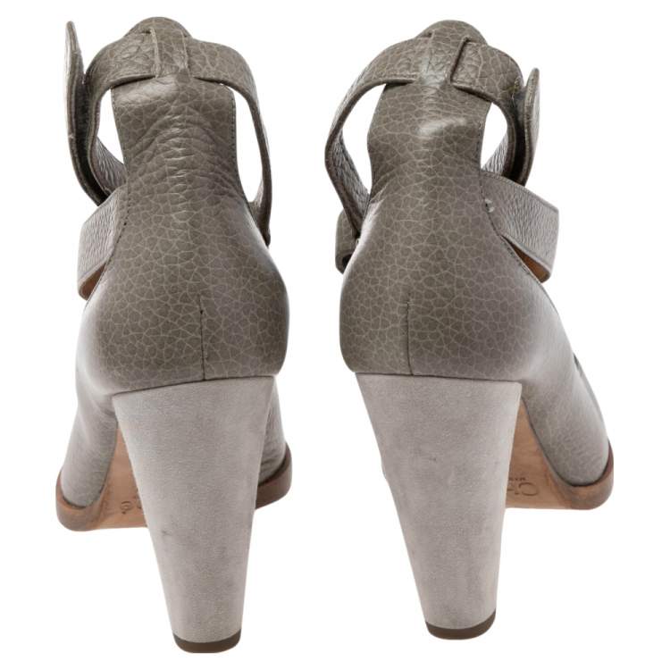 Pre Owned Chloé Grey Leather Ankle Strap Pumps Size 36