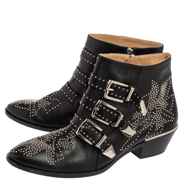 مملوكة مسبقًا Chloe Black Studded Leather Ankle Boots Size 39