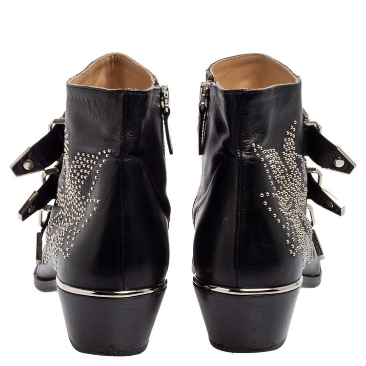 مملوكة مسبقًا Chloe Black Studded Leather Ankle Boots Size 39