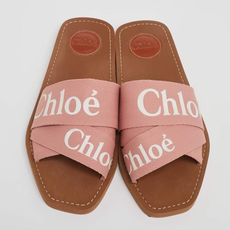 مملوكة مسبقًا Chloe Pink Canvas Logo Ribbon Woody Flat Slide Sandals Size 39