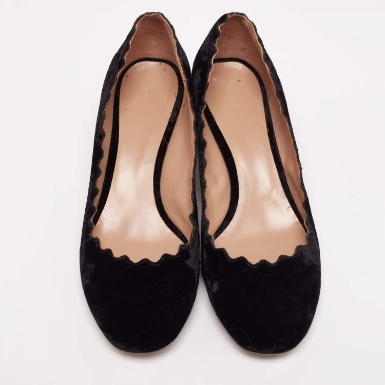 Pre Owned Chloe Black Velvet Lauren Scallop Trim Block Heel Pumps Size 38