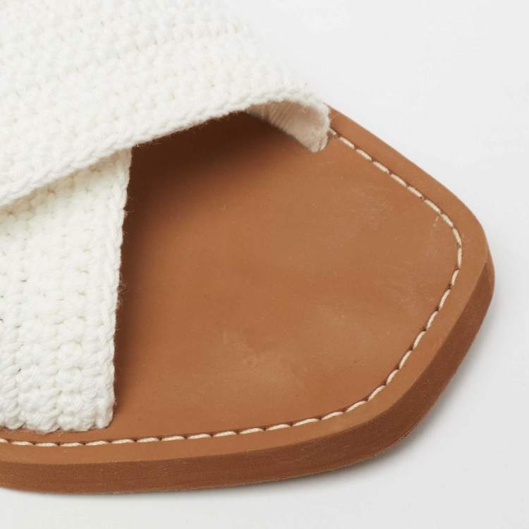 مملوكة مسبقًا Chloe White Woody Crocheted Slides Sandals Size 40