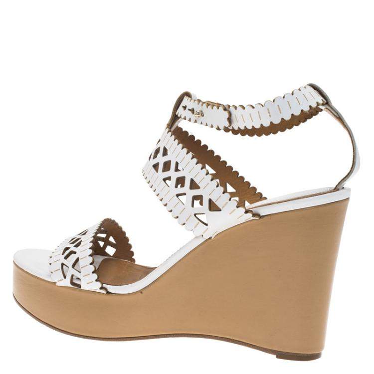 مملوكة مسبقًا Chloe White Cutout Leather Platform Wedge Sandals Size 40