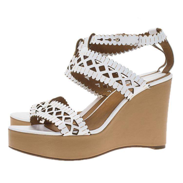 مملوكة مسبقًا Chloe White Cutout Leather Platform Wedge Sandals Size 40