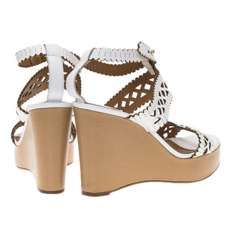 مملوكة مسبقًا Chloe White Cutout Leather Platform Wedge Sandals Size 40