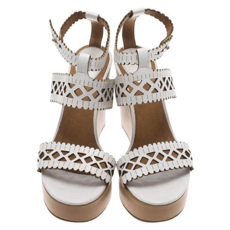 مملوكة مسبقًا Chloe White Cutout Leather Platform Wedge Sandals Size 40