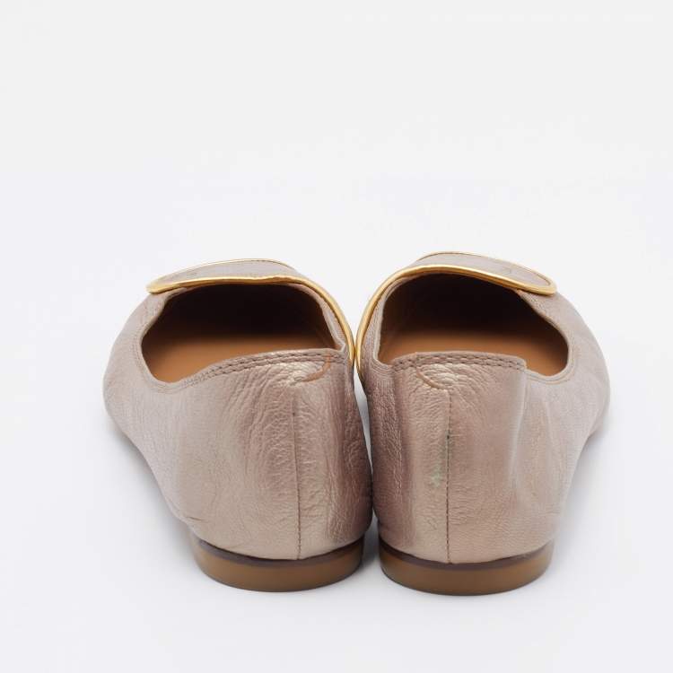 مملوكة مسبقًا Chloe Metallic Beige Leather Ballet Flats Size 39