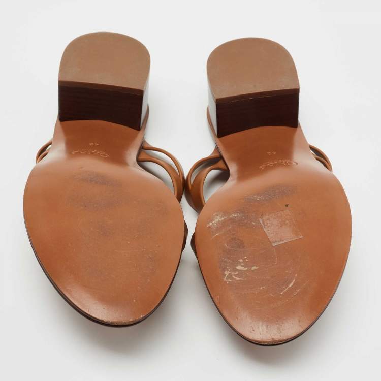 مملوكة مسبقًا Chloe Brown Leather Rony Block Heel Sandals Size 42