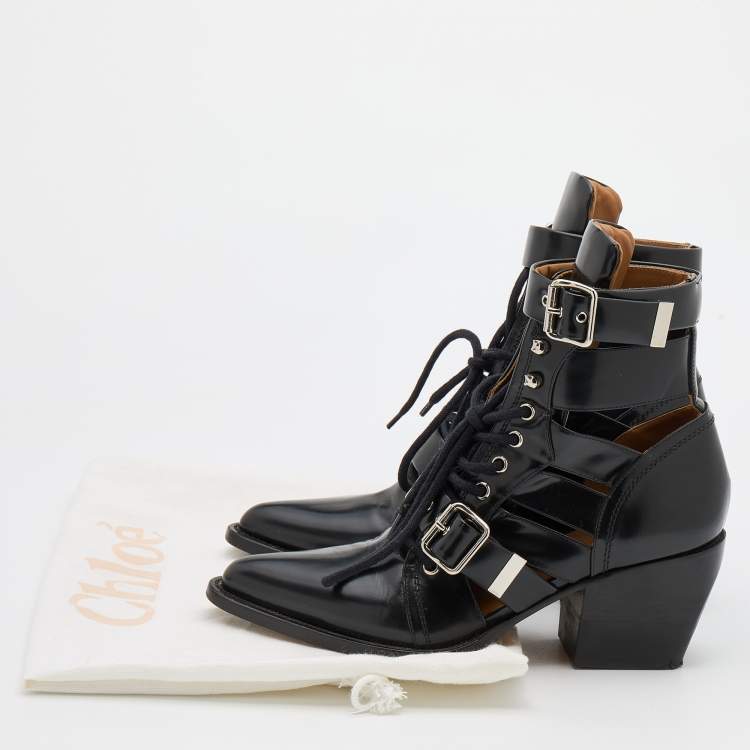 مملوكة مسبقًا Chloe Black Leather Rylee Buckle Detail Ankle Boots Size 40