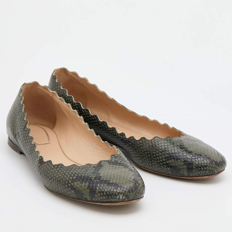 Pre Owned Chloe Green/Black Python Embossed Leather Lauren Scallop Ballet Flats Size 40