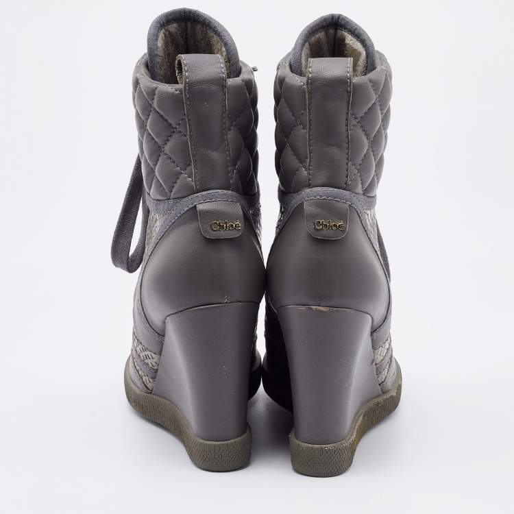 مملوكة مسبقًا Chloe Grey Snakeskin and Quilted Leather Wedge Sneakers Size 37.5