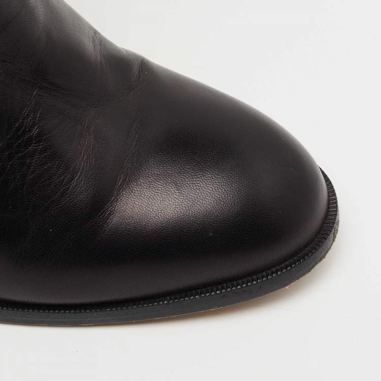 مملوكة مسبقًا Chloe Black Leather Ankle Booties Size 39