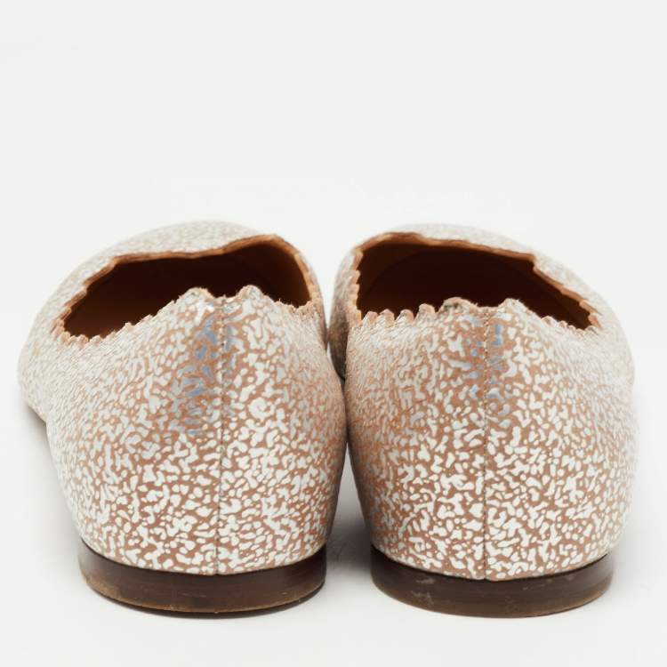 Pre Owned Chloe Silver Texture Leather Laurena Scalloped Ballet Flats Size 40