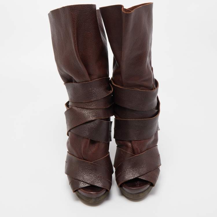مملوكة مسبقًا Chloe Brown Leather Ankle Wrap Ankle Boots Size 38.5