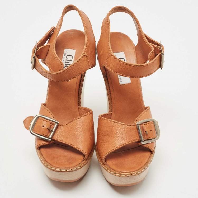 مملوكة مسبقًا Chloe Tan Leather Wedge Platform Ankle Strap Sandals Size 37.5