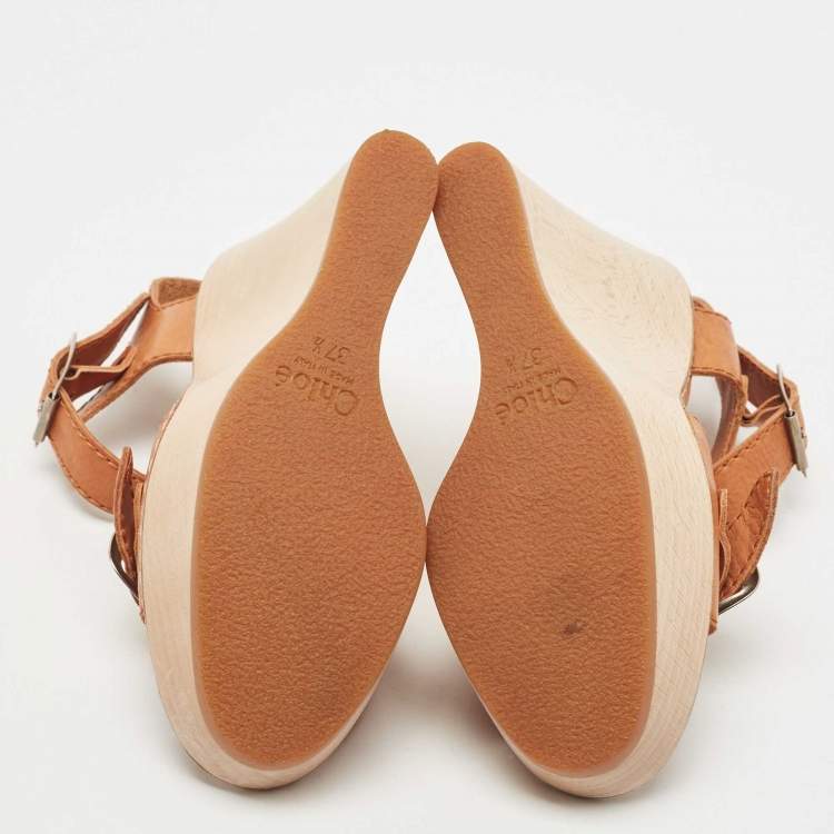 مملوكة مسبقًا Chloe Tan Leather Wedge Platform Ankle Strap Sandals Size 37.5