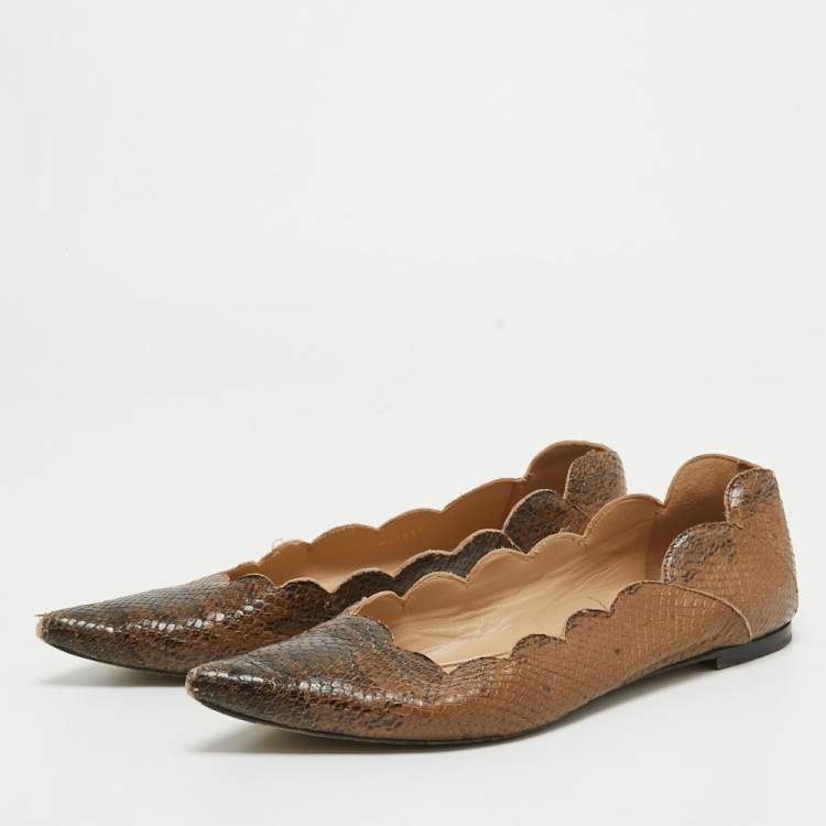 Pre Owned Chloe Two Tone Scalloped Embossed Python Pointed Toe Ballet Flats Size 40