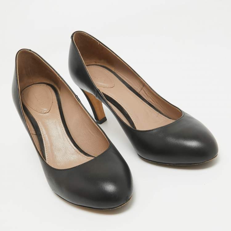 Pre Owned Chloe Black Leather Round Toe Pumps Size 38