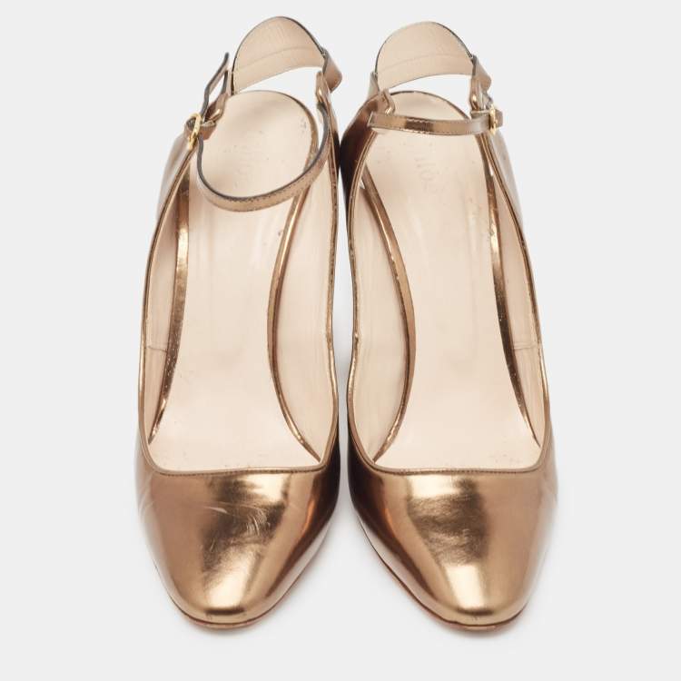 Pre Owned Chloé Metallic Gold Leather Slingback Pumps Size 39