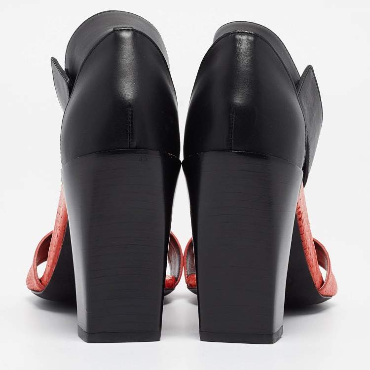 مملوكة مسبقًا Chloe Red/Black Leather and Snake Skin Block Heel Ankle Cuff Sandals Size 37
