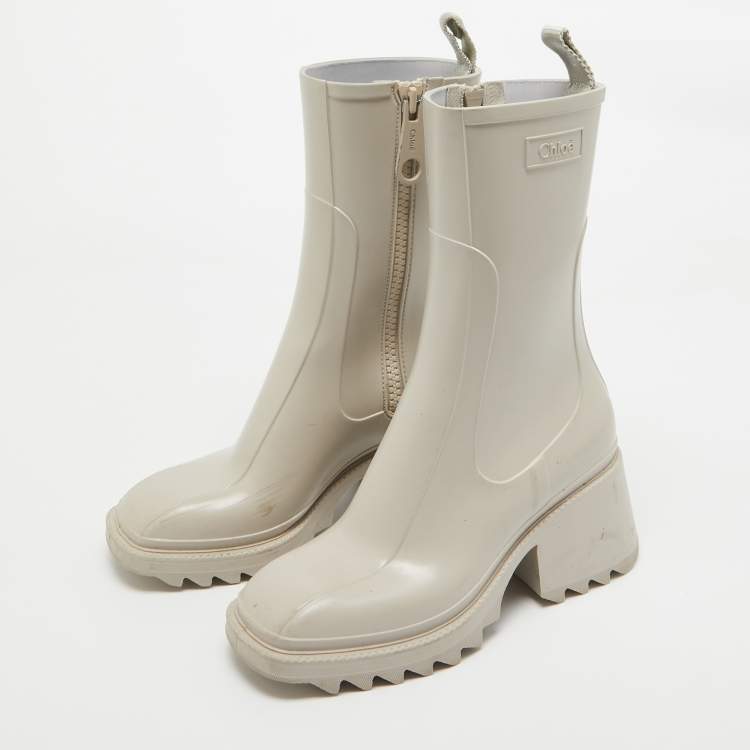 Pre Owned Chloe Grey Rubber Betty Rain Boots Size 37