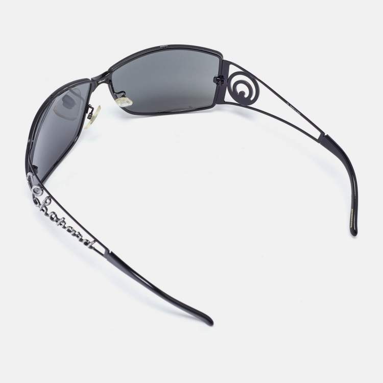Pre Owned Chopard Black Tone/Grey SCH532S Crystal Logo Rectangle Sunglasses
