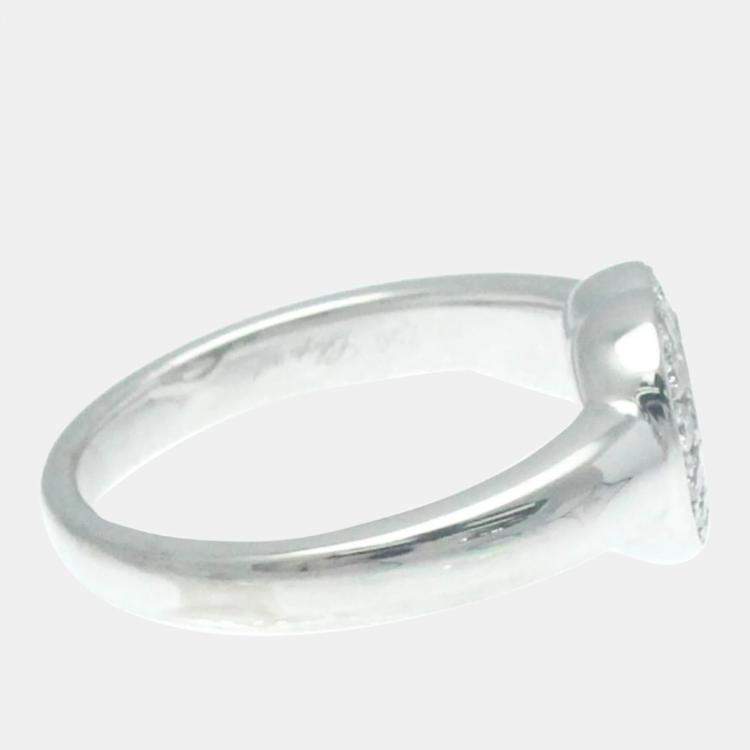 Pre Owned Chopard 18K White Gold and Diamond Happy Diamonds Ring EU 52