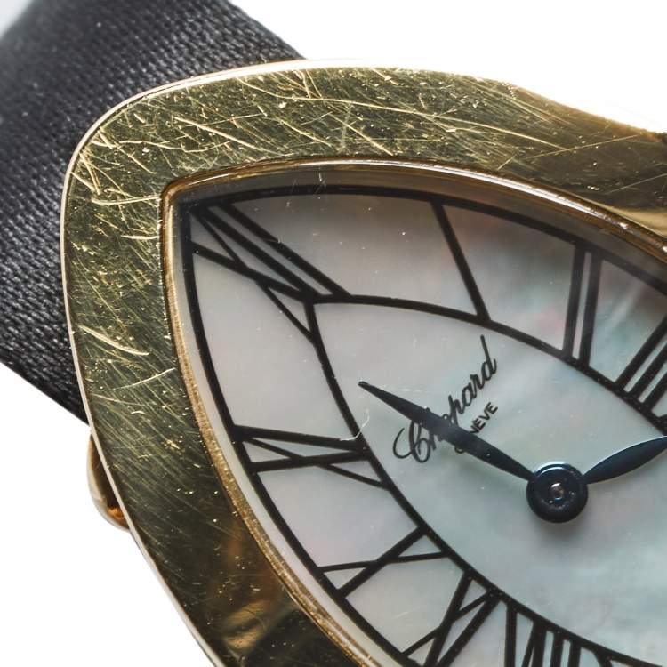 Pre Owned Chopard Mother of Pearl 18K Yellow Gold Satin 12/7437/8 Women's Wristwatch 23 mm