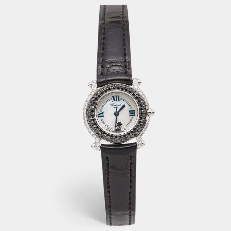 Pre Owned Chopard White Mother Of Pearl 18K White Gold Alligator Leather Happy Sport 27/6252-23 Women's Wristwatch 26 mm