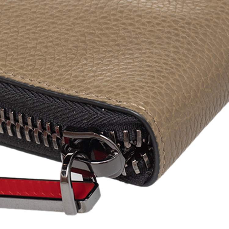 مملوكة مسبقًا Christian Louboutin Olive Green Leather Panettone Zip Around Wallet