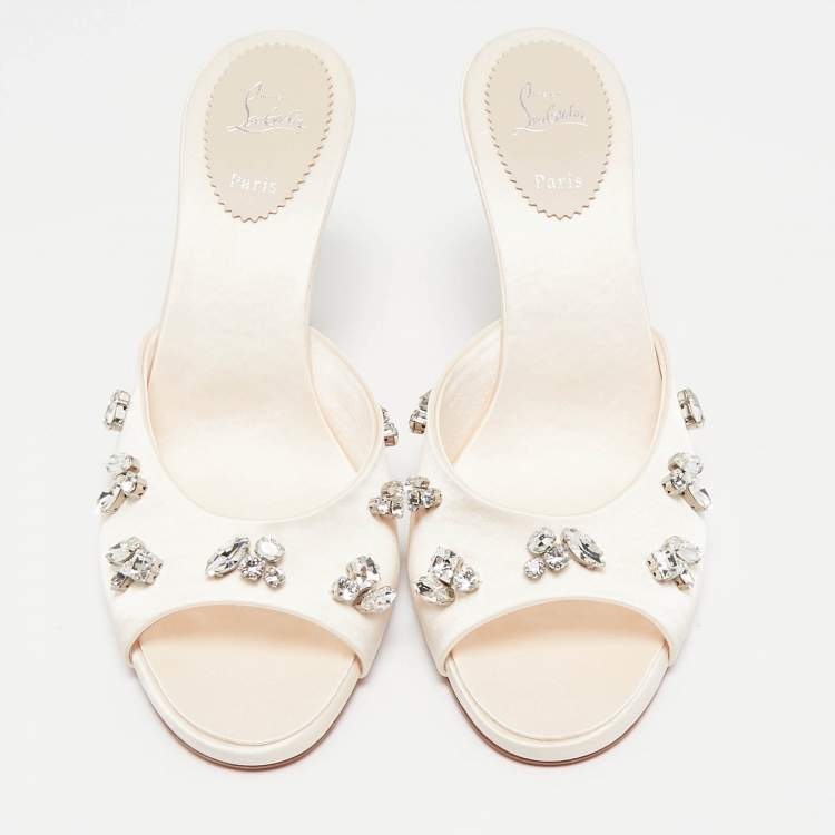 Pre Owned Christian Louboutin Cream Satin Degraqueen Slide Sandals Size 39