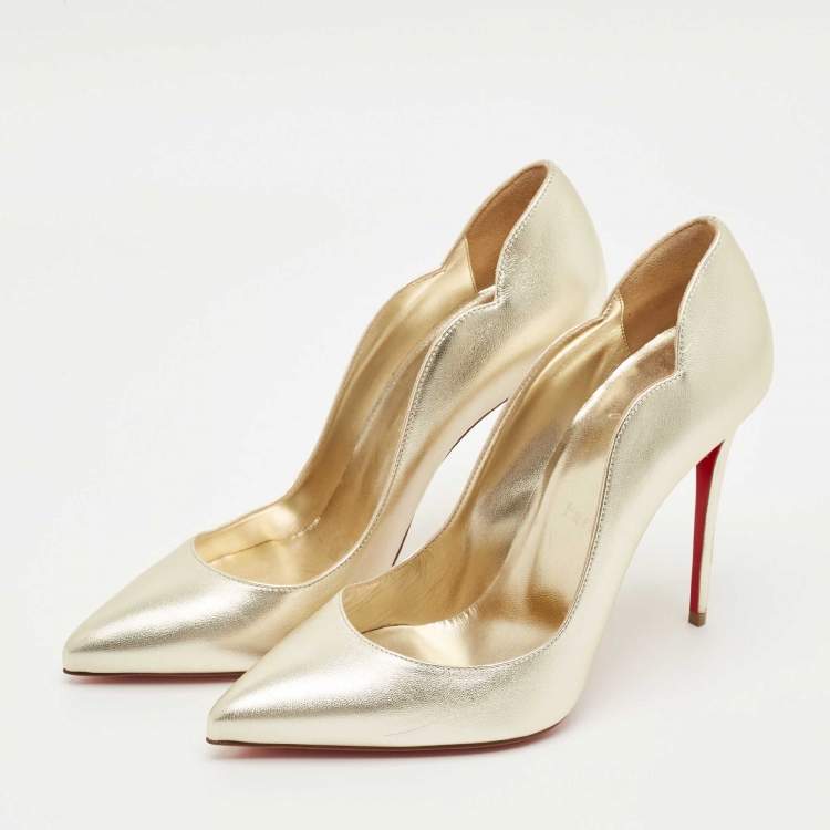 Pre Owned Christian Louboutin Gold Leather Hot Chick Pumps Size 39