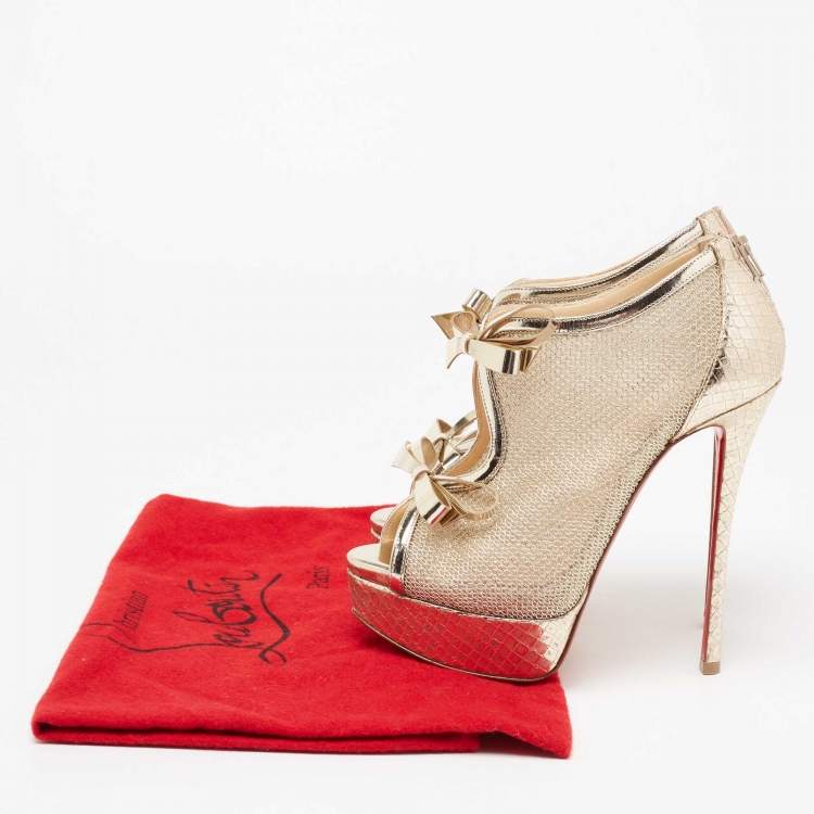 مملوكة مسبقًا Christian Louboutin Gold Laminated Leather and Mesh Empiralta Booties Size 35
