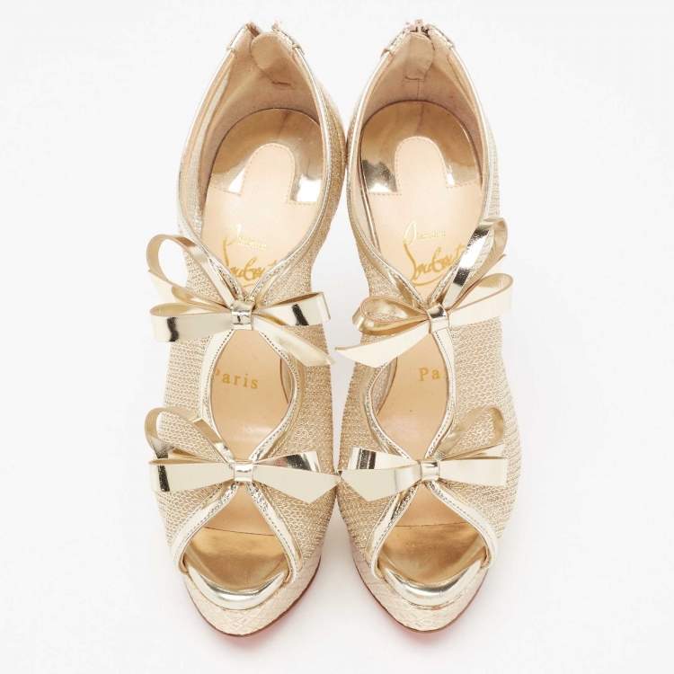 مملوكة مسبقًا Christian Louboutin Gold Laminated Leather and Mesh Empiralta Booties Size 35