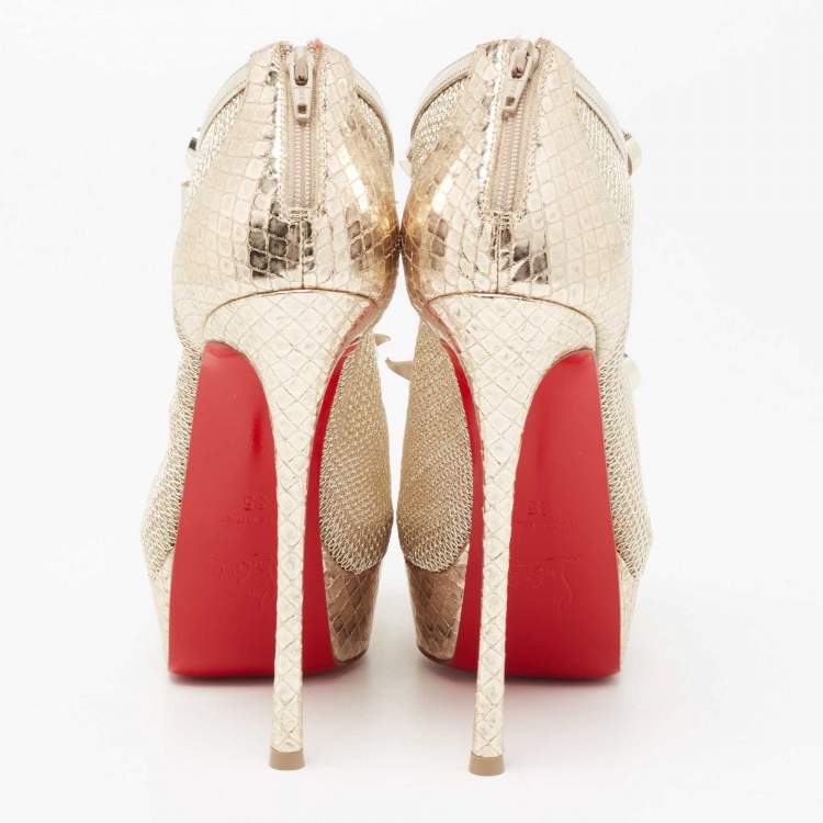 مملوكة مسبقًا Christian Louboutin Gold Laminated Leather and Mesh Empiralta Booties Size 35