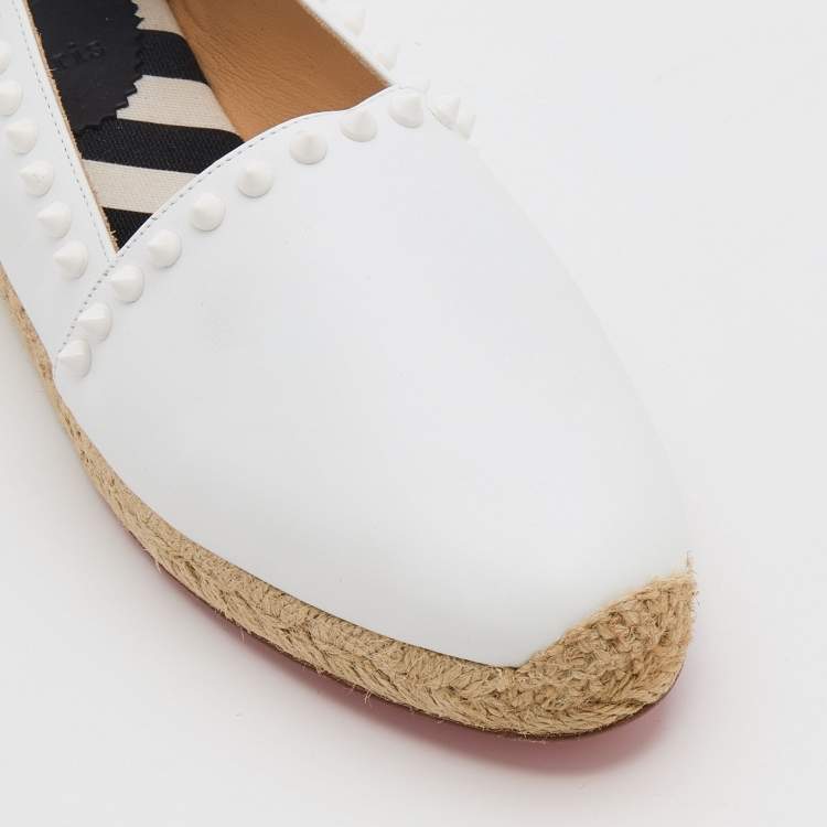 مملوكة مسبقًا Christian Louboutin White Leather Ares Spike Espadrille Flats Size 39