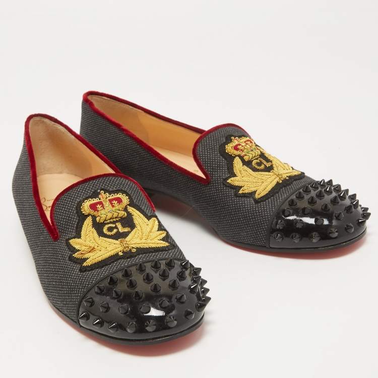 Pre Owned Christian Louboutin Grey/Black Spiked Patent Leather and Fabric Harvanana Smoking Slippers Size 41