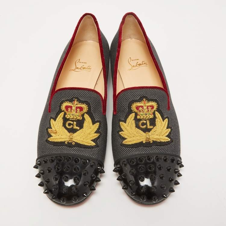 Pre Owned Christian Louboutin Grey/Black Spiked Patent Leather and Fabric Harvanana Smoking Slippers Size 41