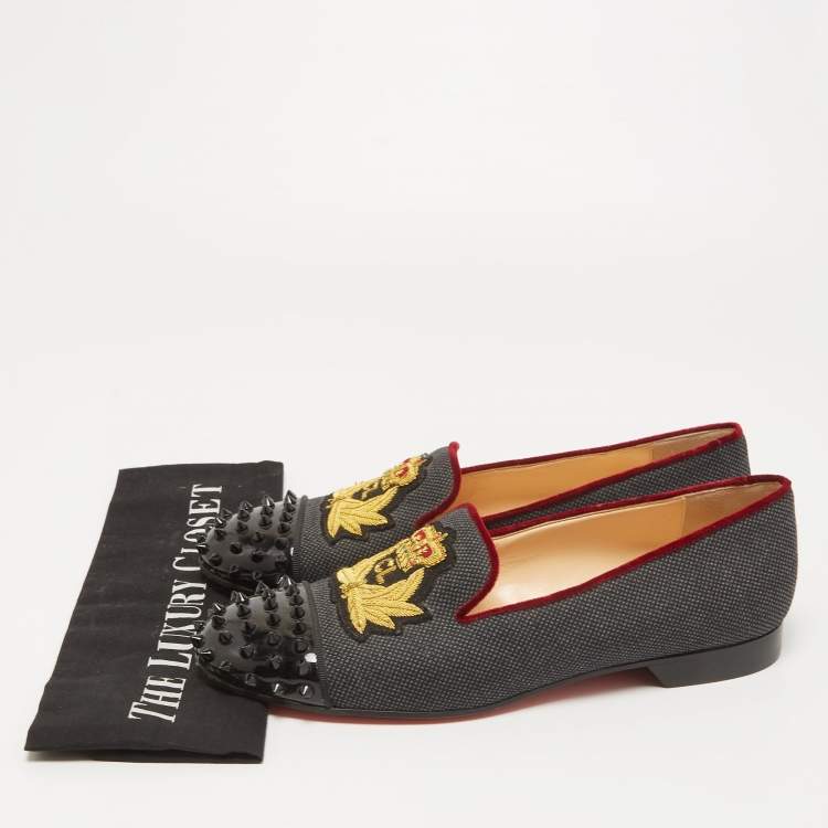 Pre Owned Christian Louboutin Grey/Black Spiked Patent Leather and Fabric Harvanana Smoking Slippers Size 41