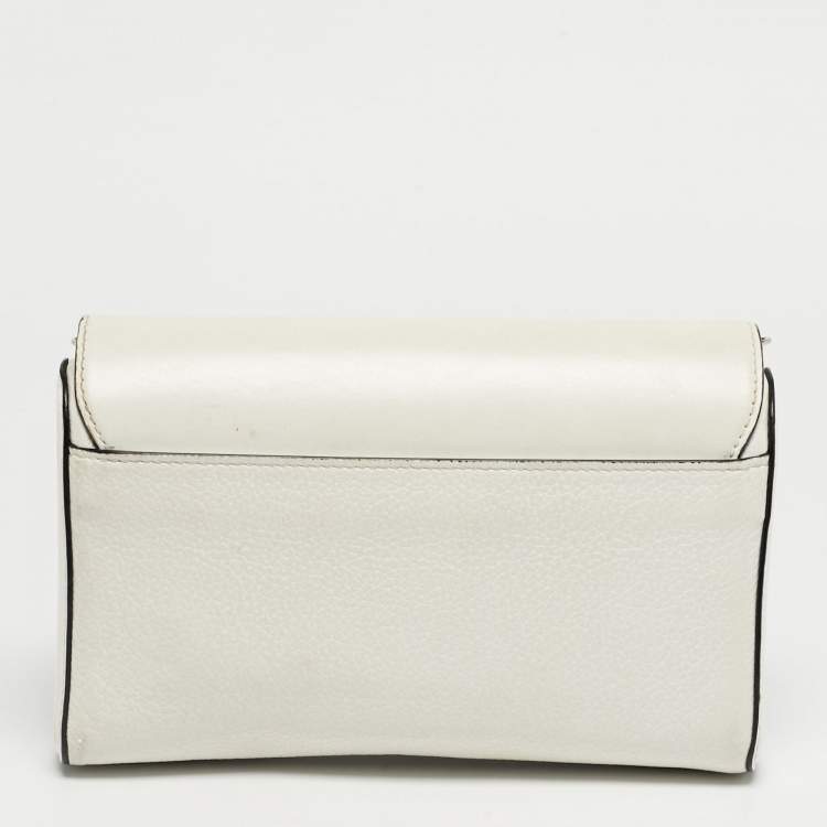 مملوكة مسبقًا Christian Louboutin White Leather Rubylou Love Flap Shoulder Bag